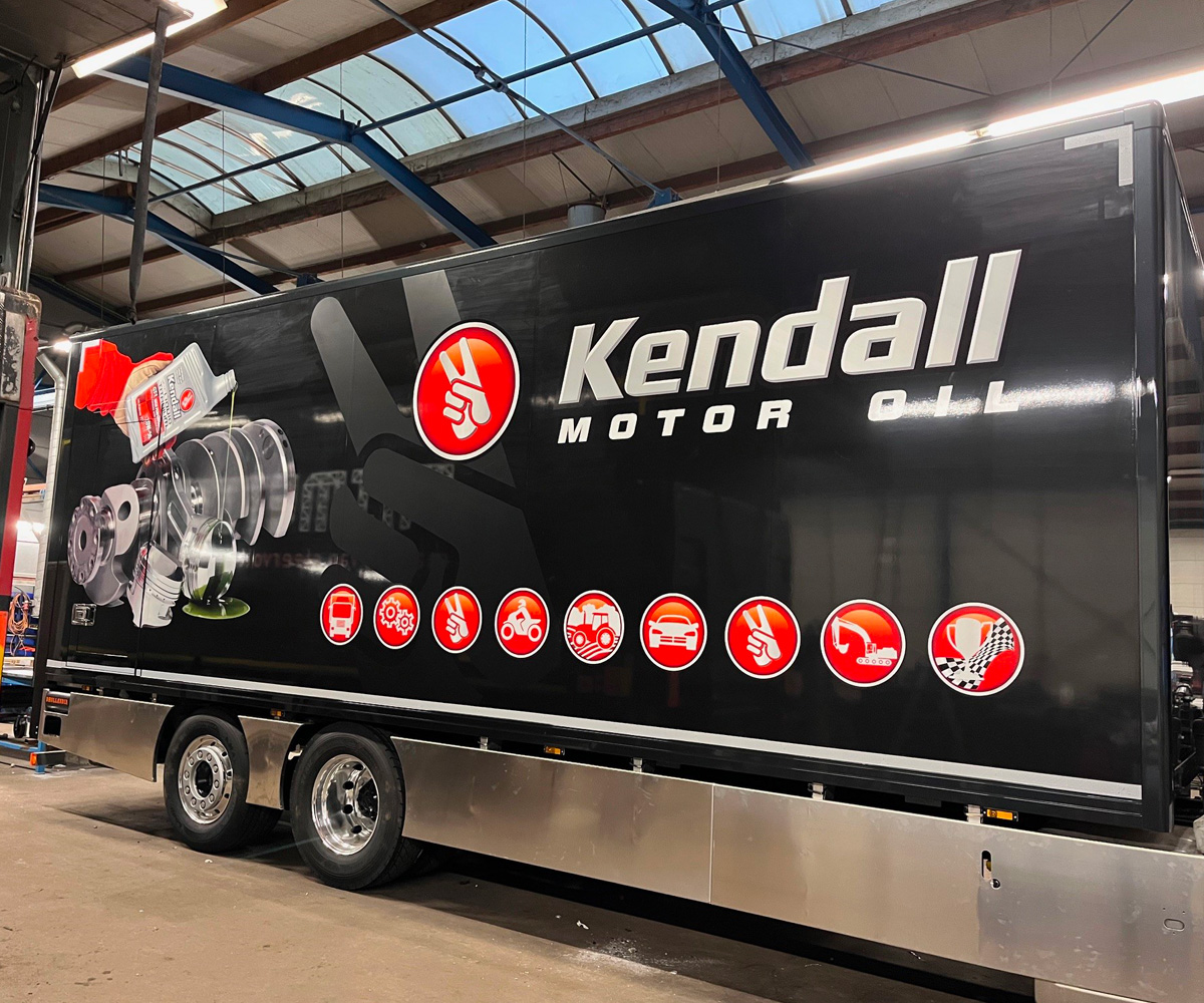 Y-sign carwrapping 6